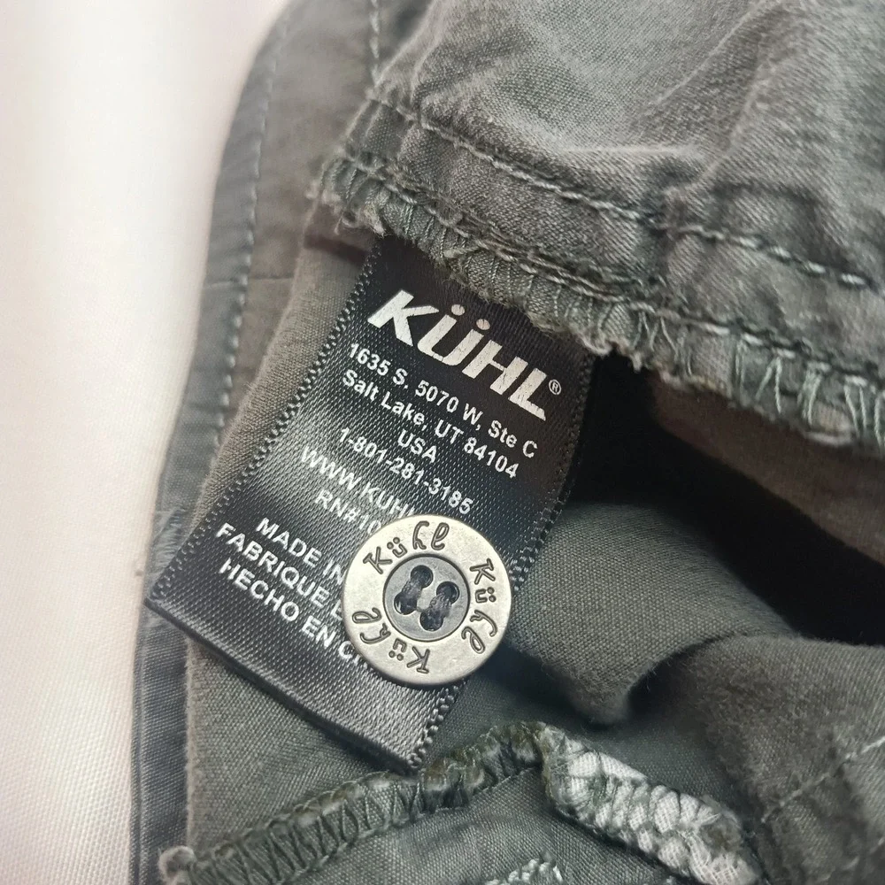 Kuhl‎ Splash 5.5 Shorts Womens 8 Dark Olive Green Hiking Outdoor Stretch Cargo